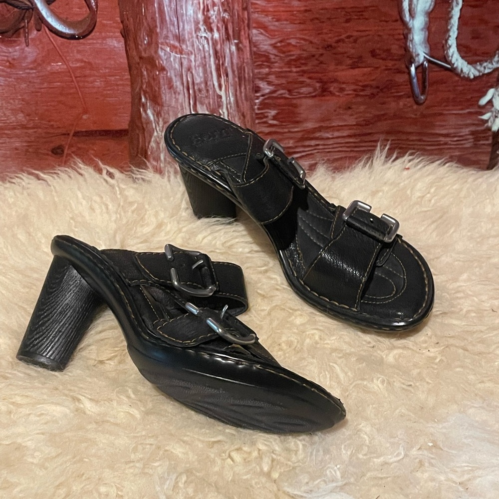 Free with $200 purchase!!! Born leather shoes